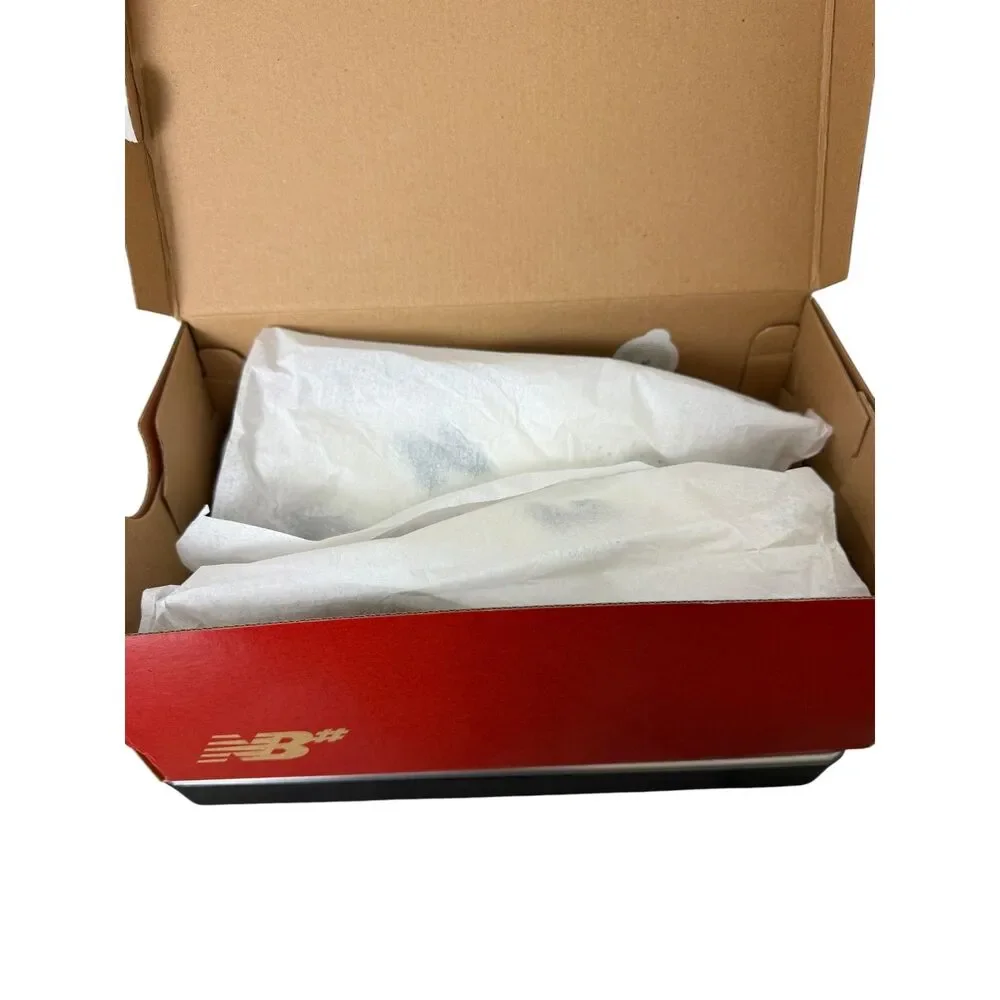 New Balance Numeric 272 Men's Casual Skate Shoes White Black Size 6 NWT Box